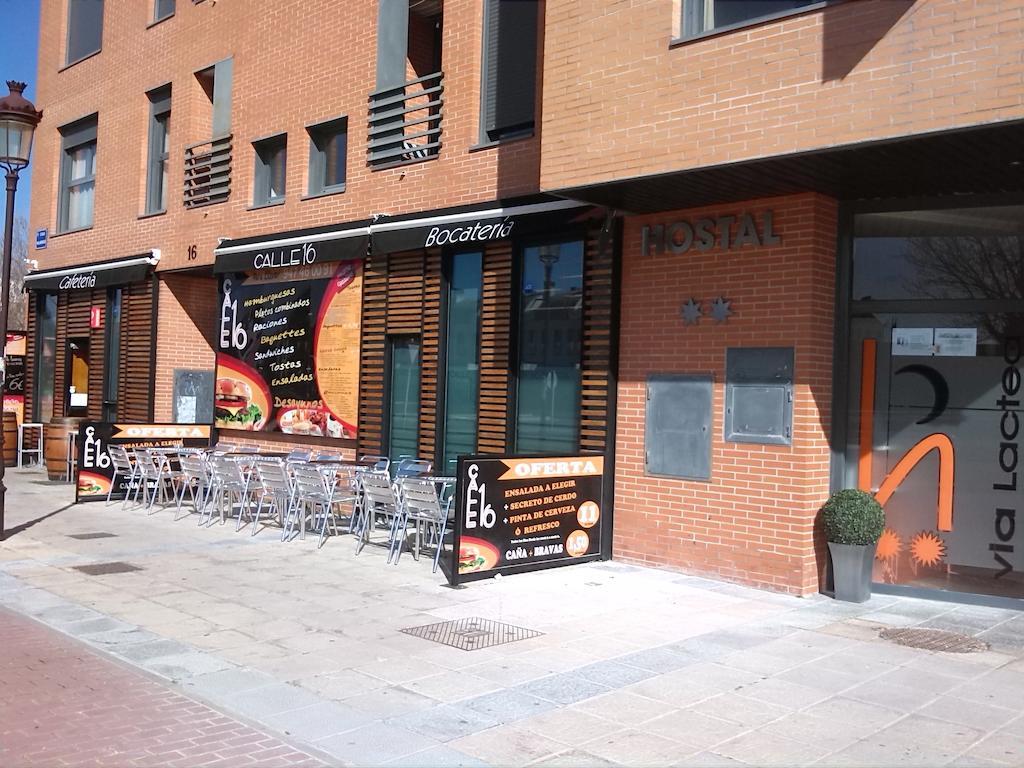 Hostal Via Lactea Burgos Bagian luar foto