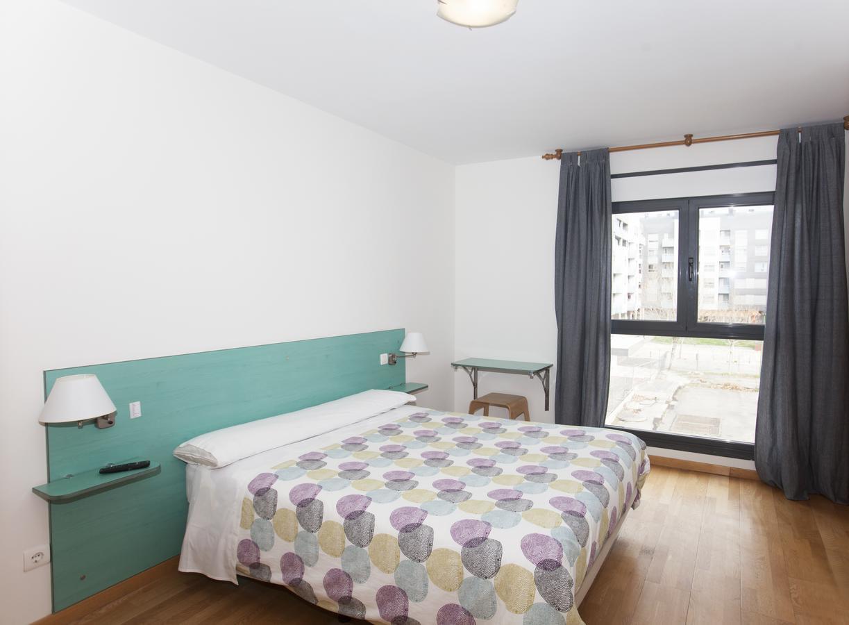 Hostal Via Lactea Burgos Bagian luar foto